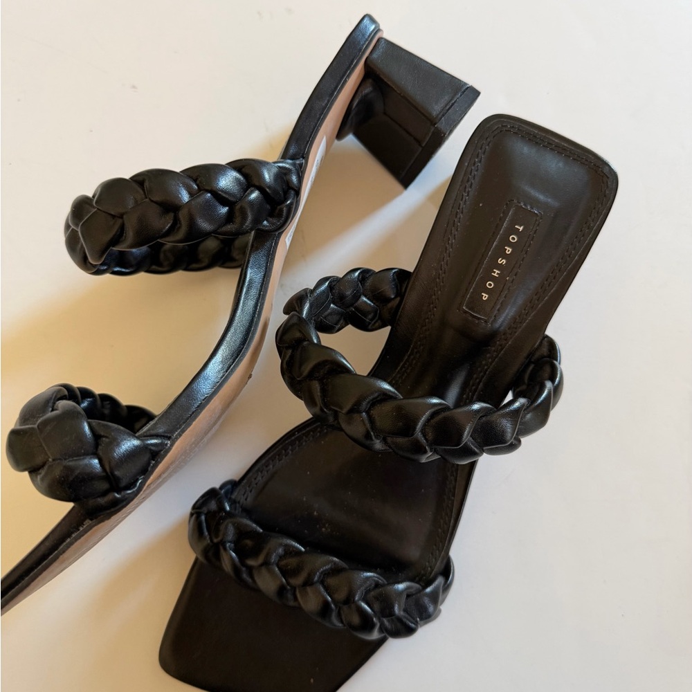 Topshop Elegant Black Braided Sandals - Picture 2 of 4